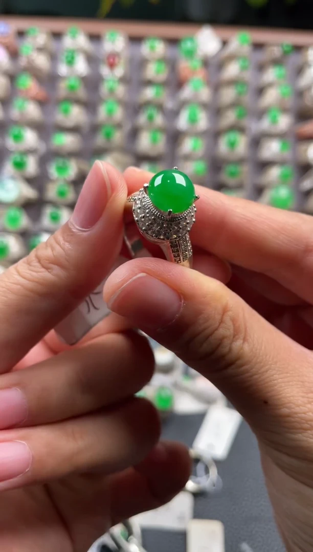 未镶嵌定制翡翠天然缅甸翡翠戒面 11.6