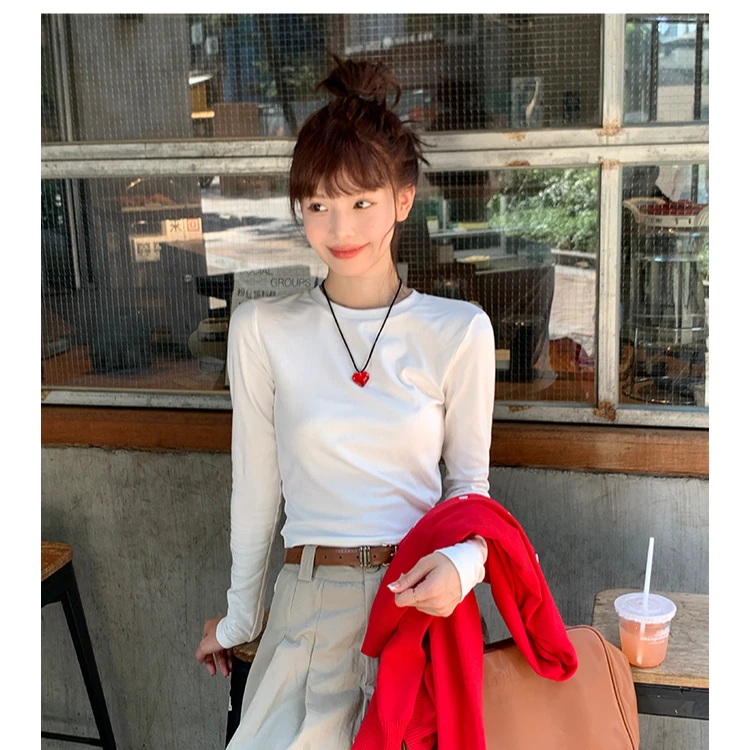 2025纯白色正肩长袖t恤女秋季棉质修身圆领短款内搭打底衫小上衣