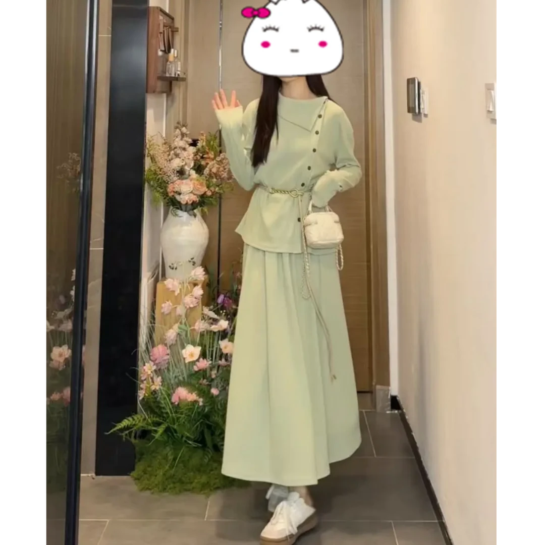 牛油果早春套装气质显瘦时尚小众韩系温柔简约搭配上衣+半身裙
