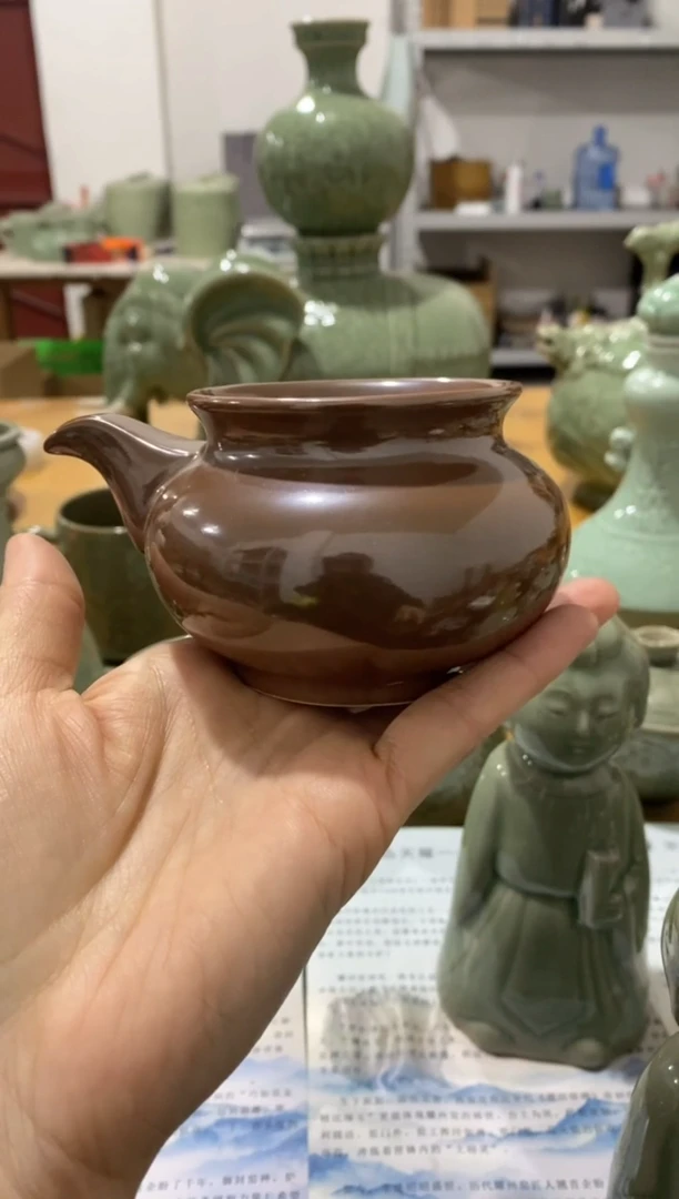 【闪购商品】紫金釉无把手公道 一只011807微瑕