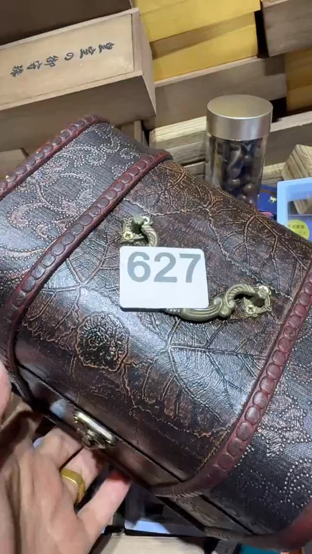 瓷片瓷器瓷器此瓷器瓷器瓷器