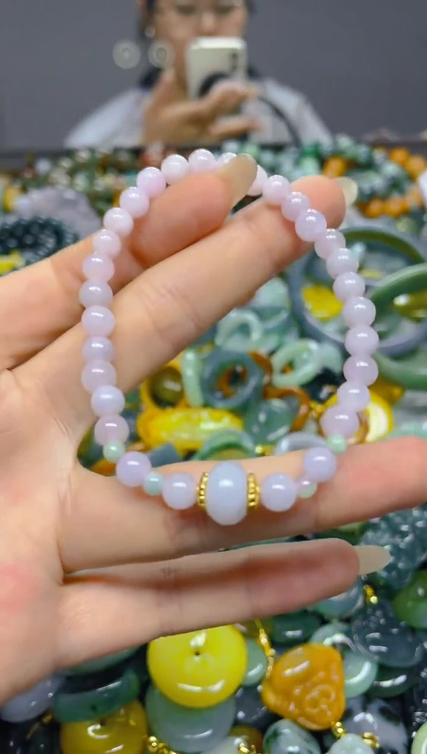 颈饰未镶嵌翡翠5MM/ J /翡翠A货，一件也是批发价