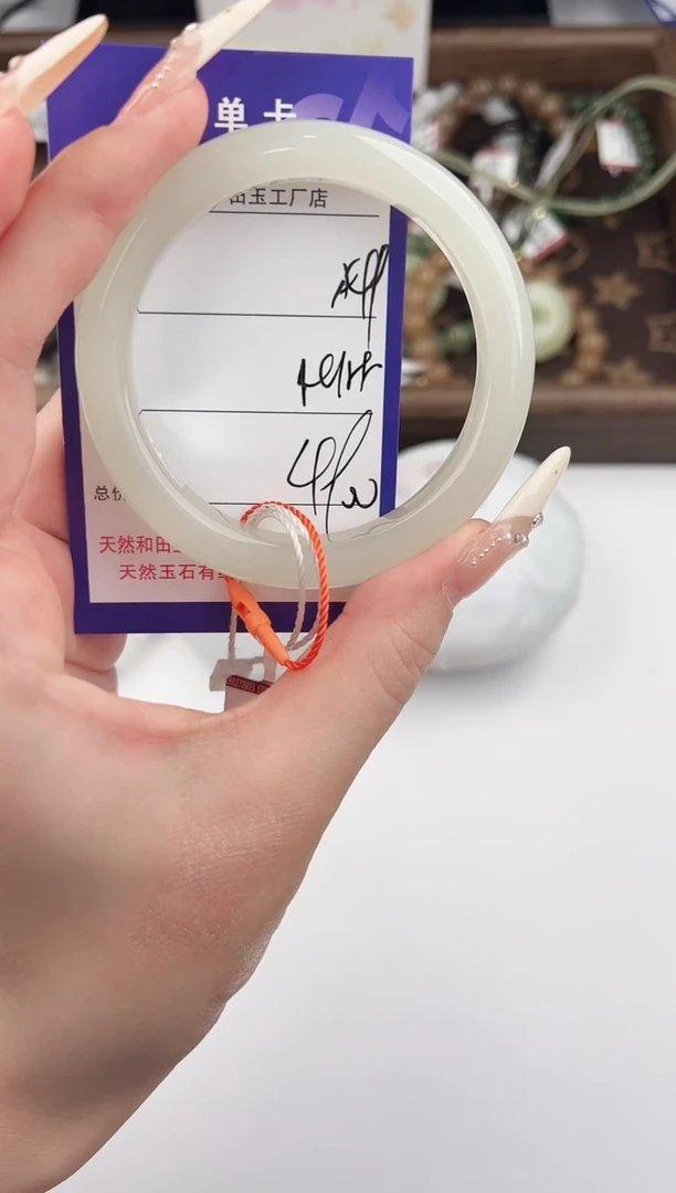 未镶嵌手镯和田玉49颜色微差无瑕疵