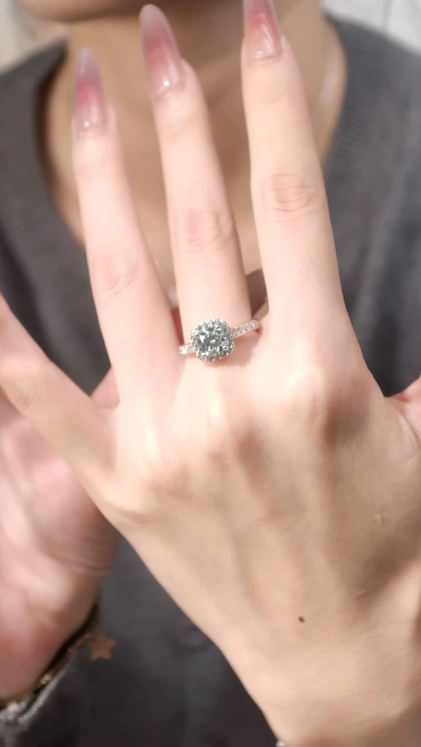 合成碳硅石925银莫桑 1克拉真命天子方围戒指MSR.031