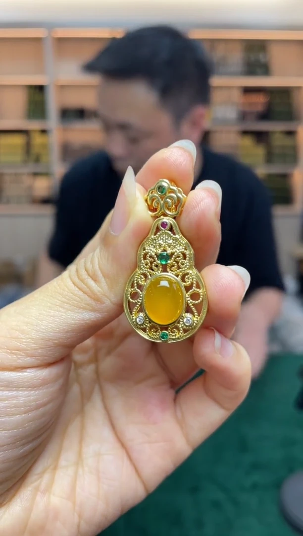 玛瑙/玉髓·未镶嵌多样性发一件