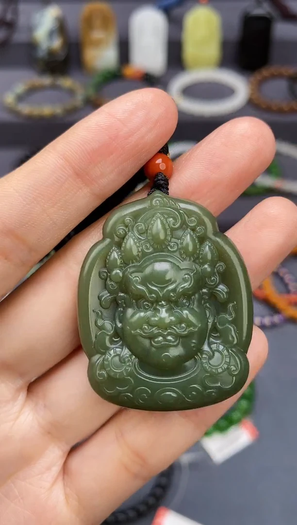 未镶嵌手串和田玉沙枣青挂件