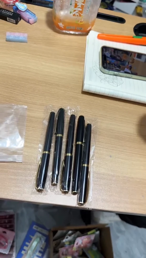 金属黑金配色中性笔6支