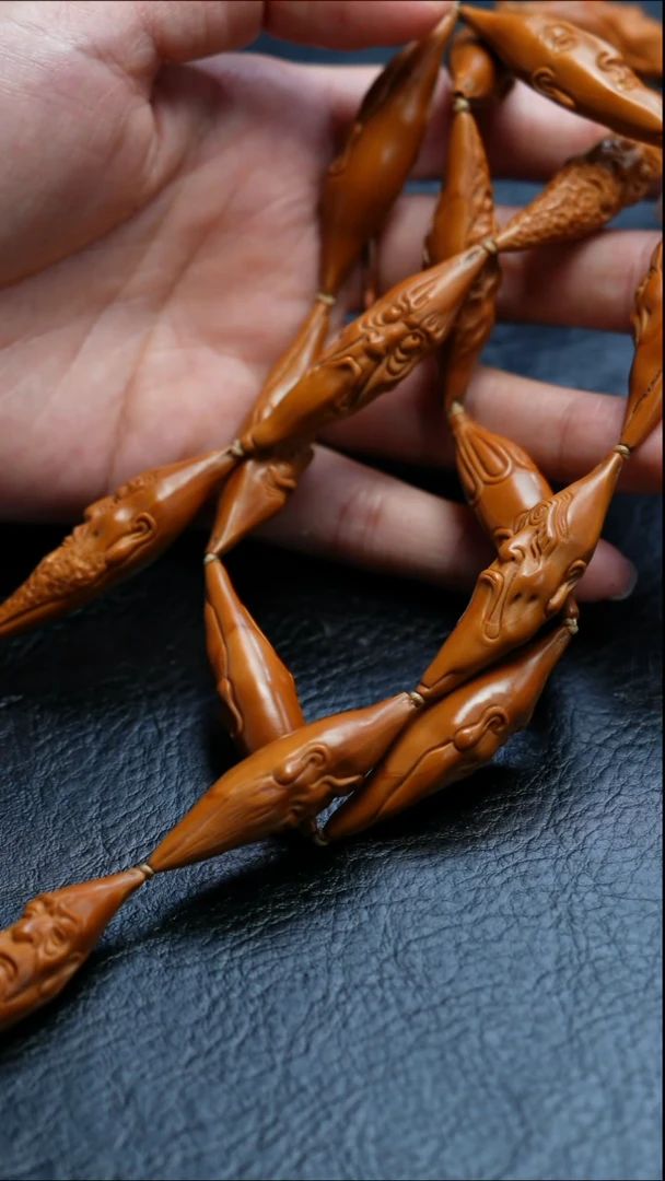 猴头核桃吊坠中**业苏工橄榄核