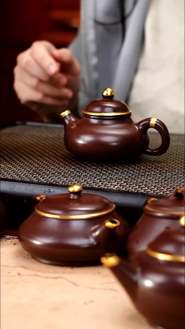 茶壶紫砂懒*人四号井茄皮紫泥描金新款薄胎容天130cc