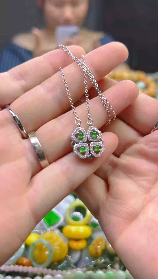 翡翠未镶嵌颈饰/C/翡翠A货,一件也是批发价