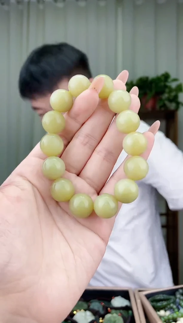 未镶嵌和田玉挂件拍一发一，多样性发货！