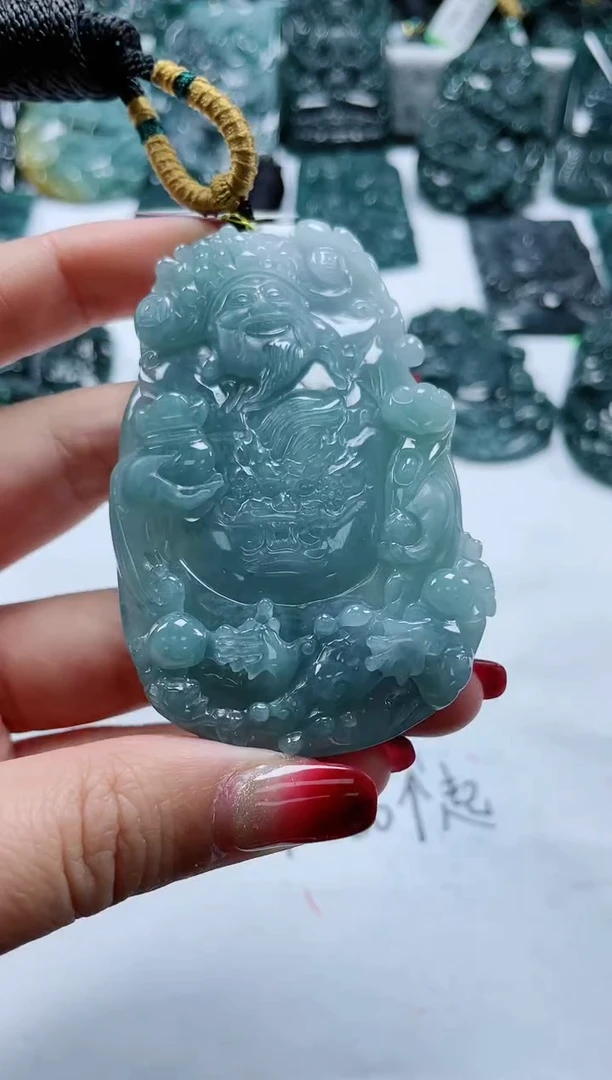 【闪购商品】翡翠颈饰未镶嵌