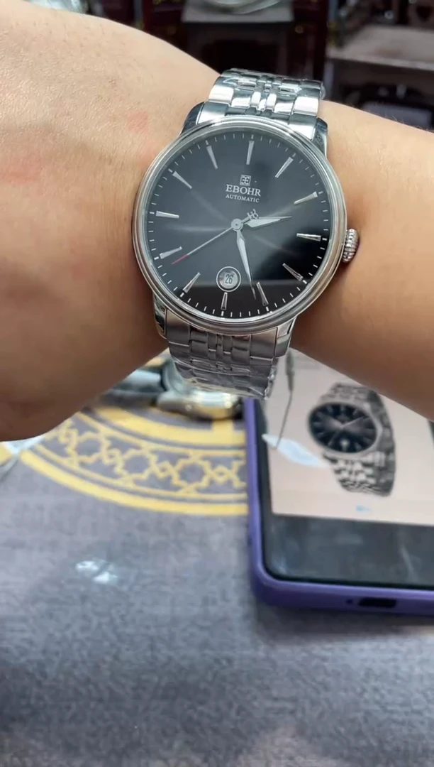 孤品闪电购手表一只