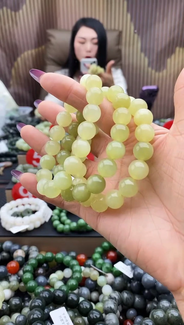 未镶嵌手串和田玉黄口12拍一发一