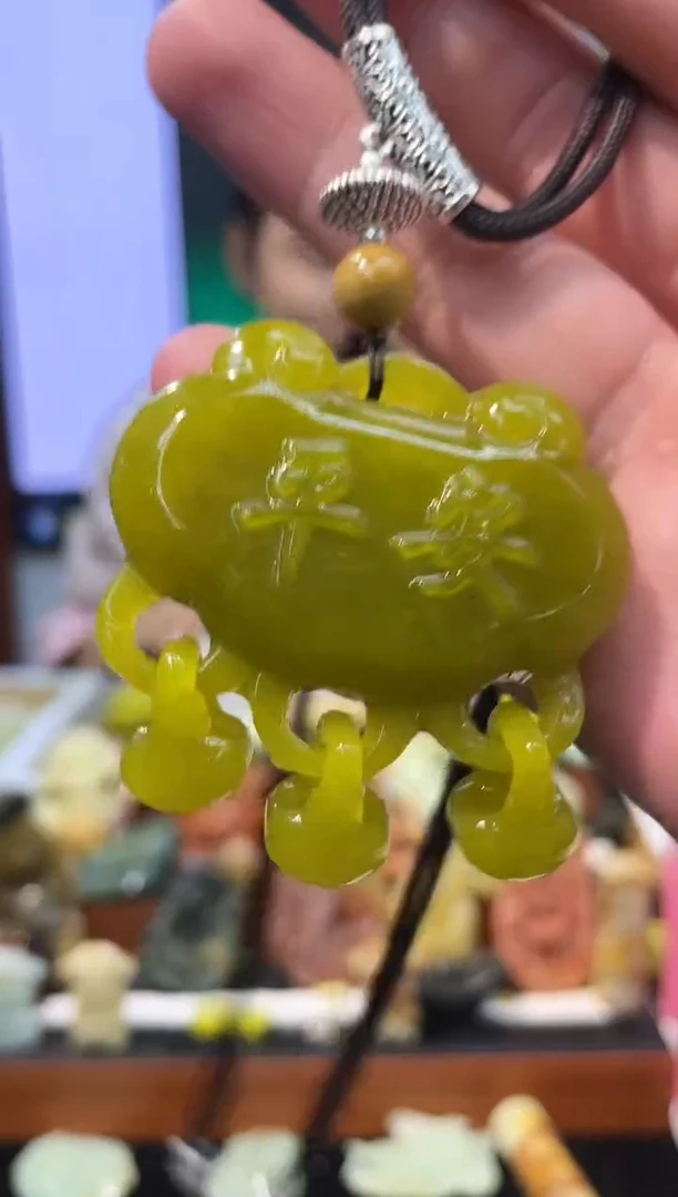 【闪购商品】岫玉吊坠未镶嵌多样性发货*拍一发一