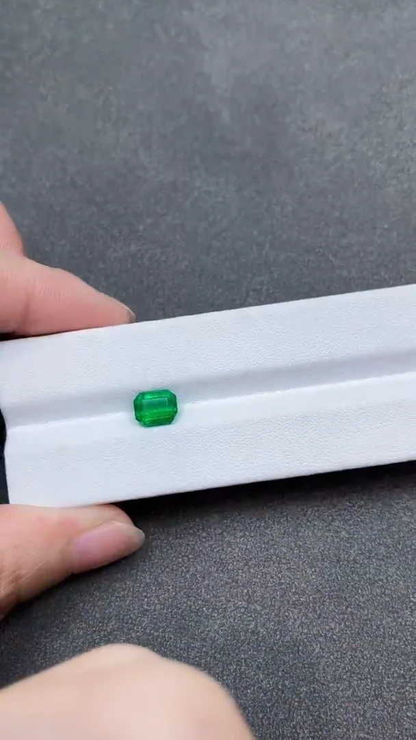 裸石祖母绿1.5ct