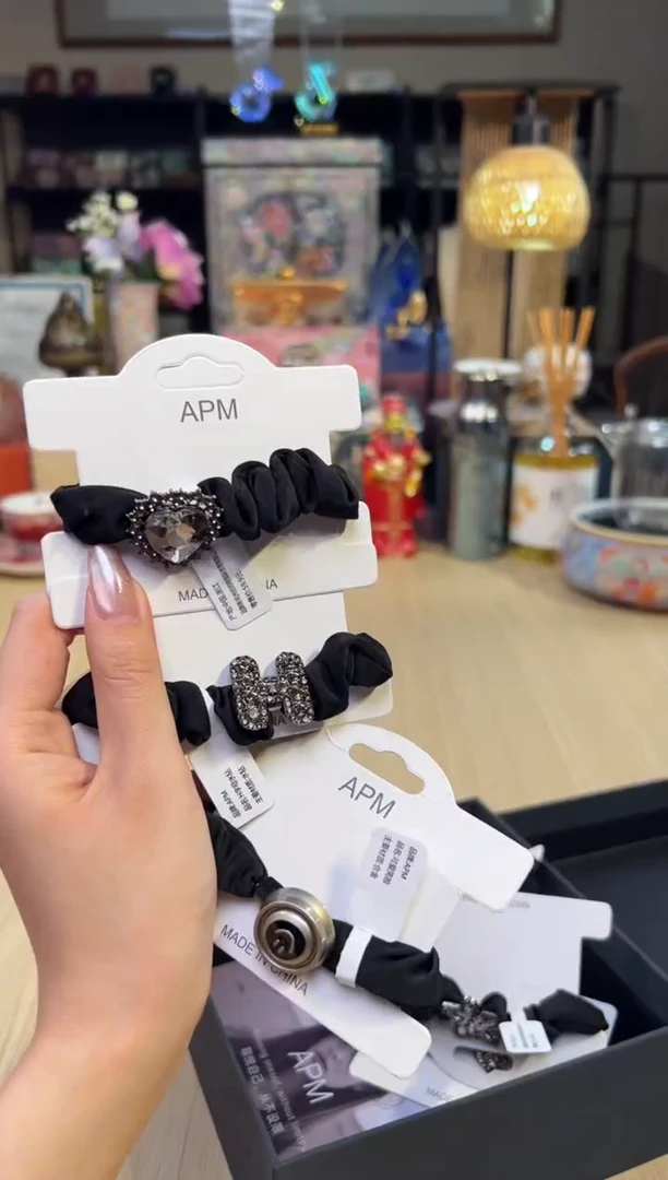 122.APM礼盒发圈
