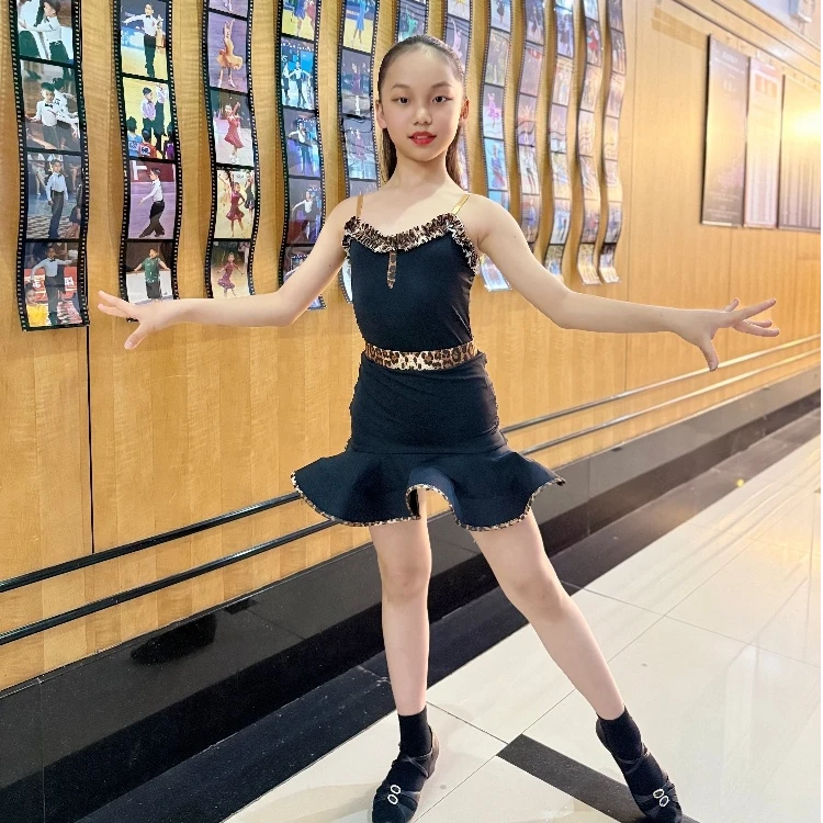 红舞裙少儿拉丁女夏季新款舞服恰恰伦巴牛仔练功服表演服演出服装