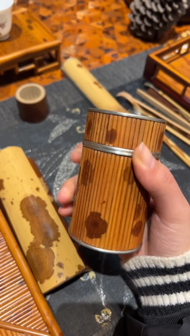 【闪购商品】扇子福建红湘妃竹茶叶罐