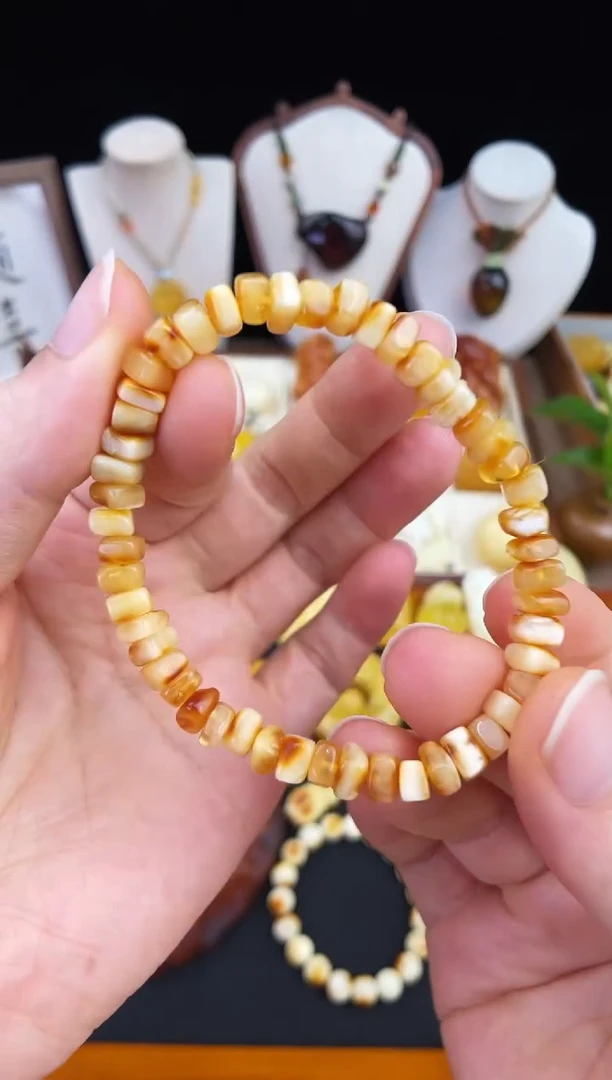 琥珀未镶嵌珠宝奇石柒月