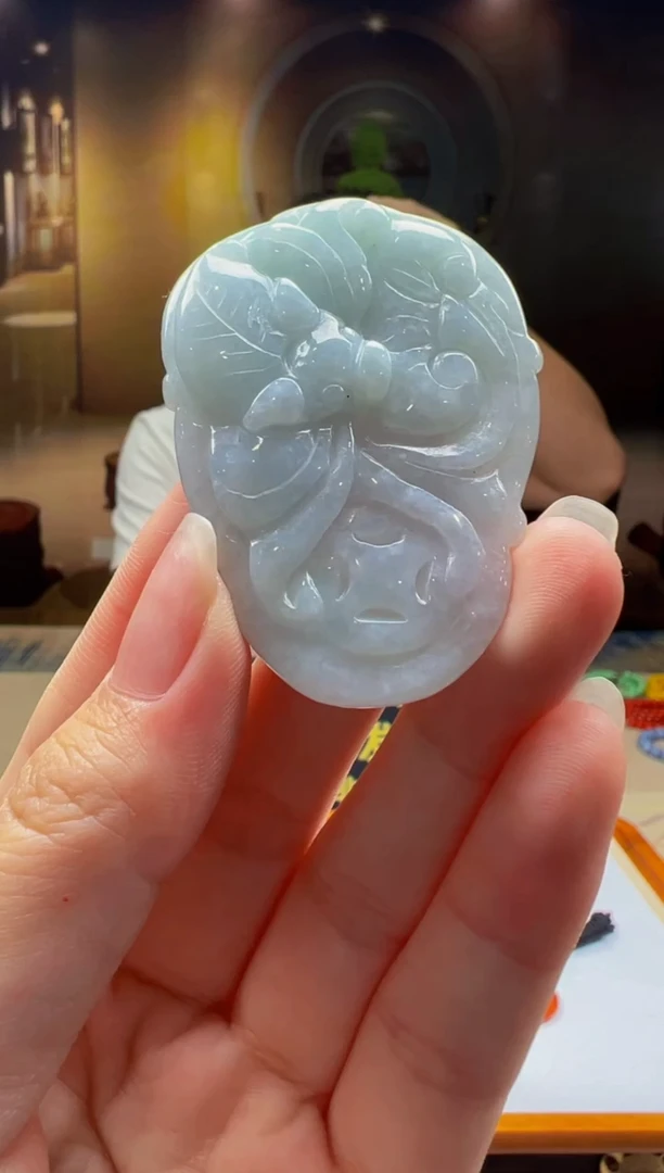 翡翠未镶嵌颈饰Y2025-6-13-3