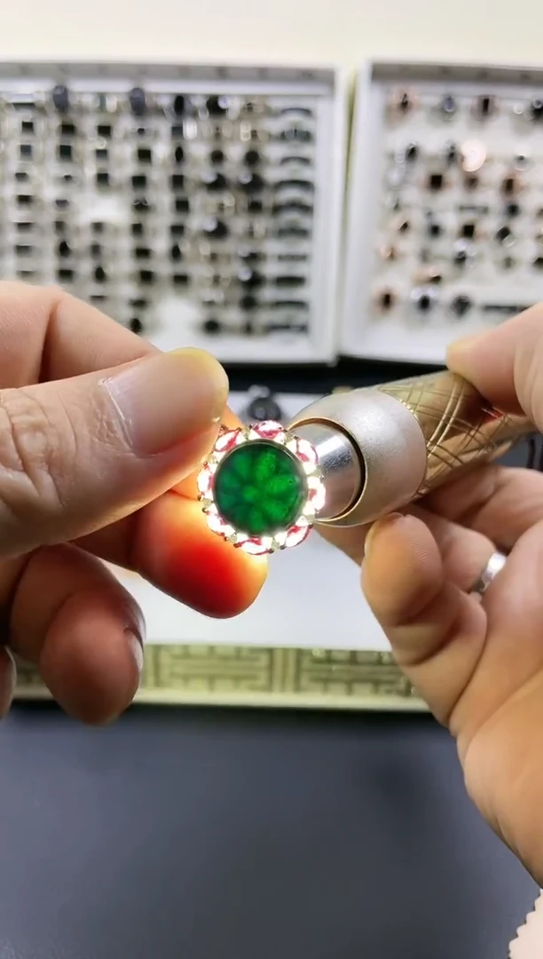 银S925镶嵌戒指翡翠圆牌