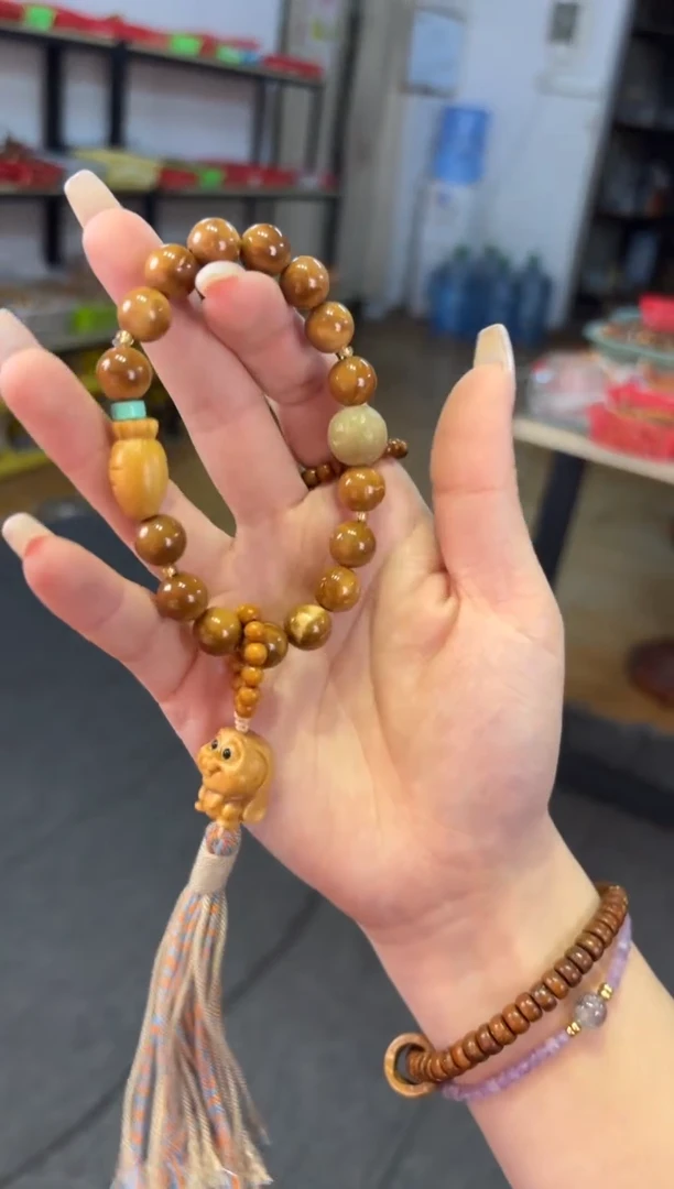 【闪购商品】库克吊坠1.0库克兔兔单圈手持