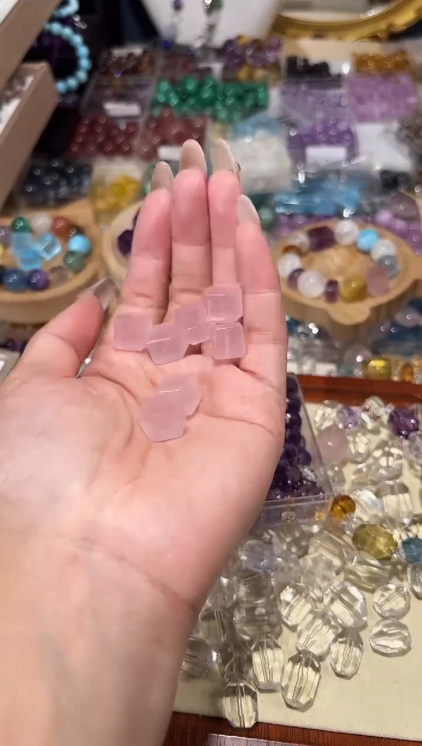 水晶手串未镶嵌H64粉水晶方糖卡11单颗