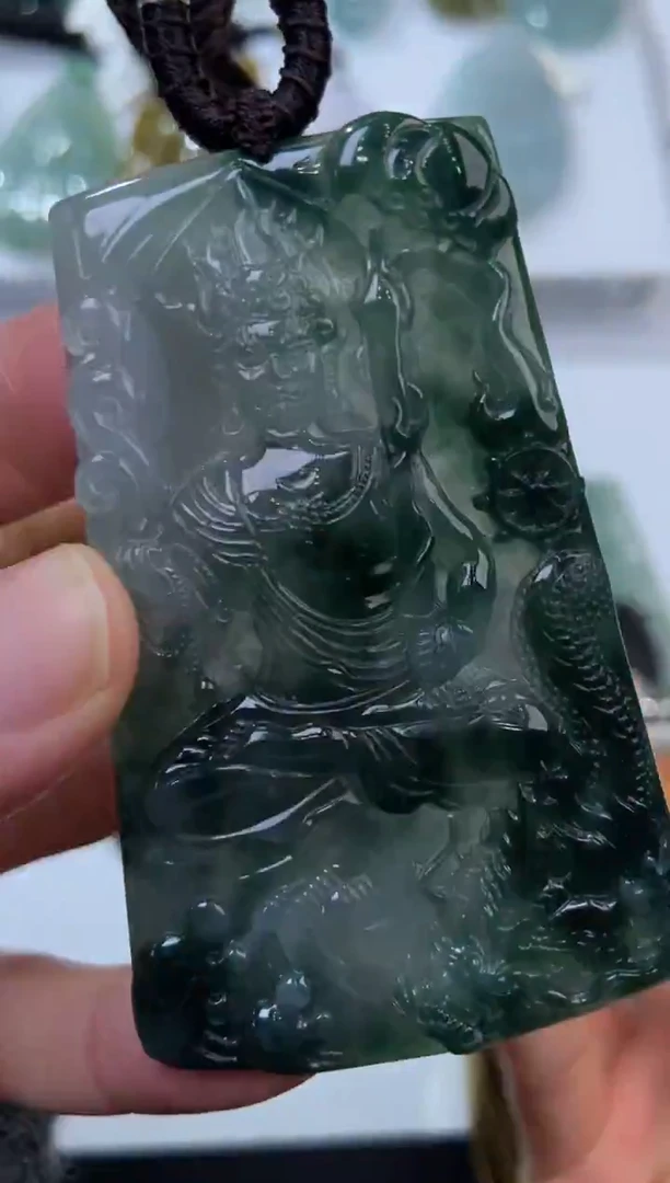 未镶嵌挂件翡翠377454  多人