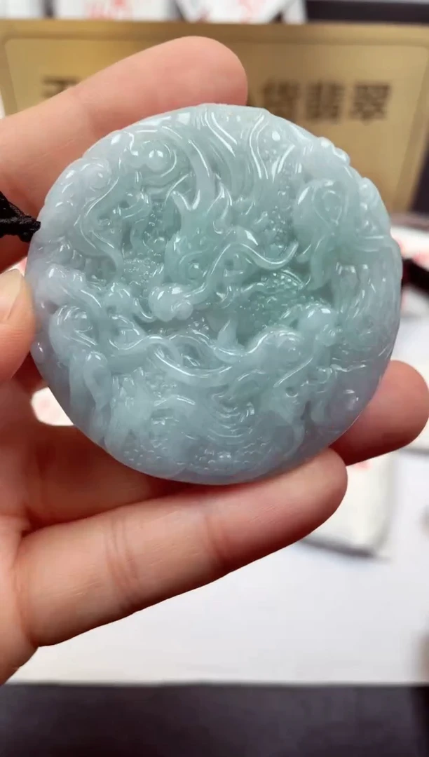 翡翠未镶嵌颈饰天然缅甸翡翠A货