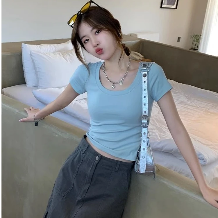 纯欲风性感短袖T恤女夏季新款低圆领修身正肩纯色显瘦露锁骨上衣