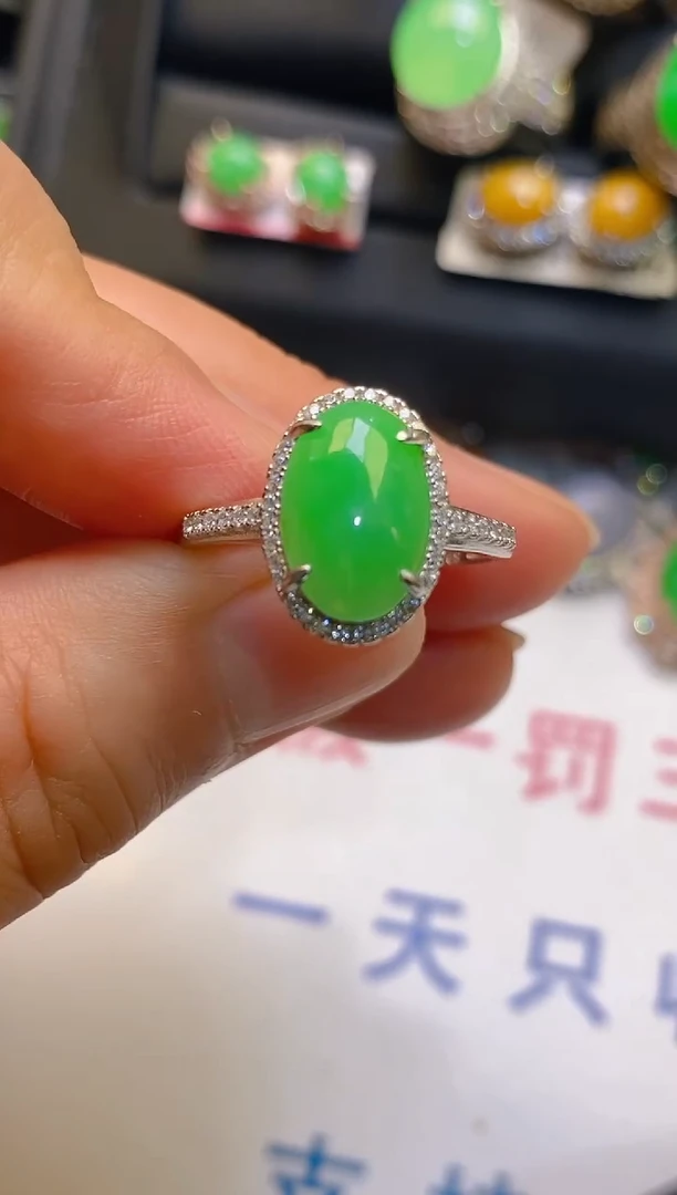 【闪购商品】翡翠耳饰银S925镶嵌天然A货翡翠1