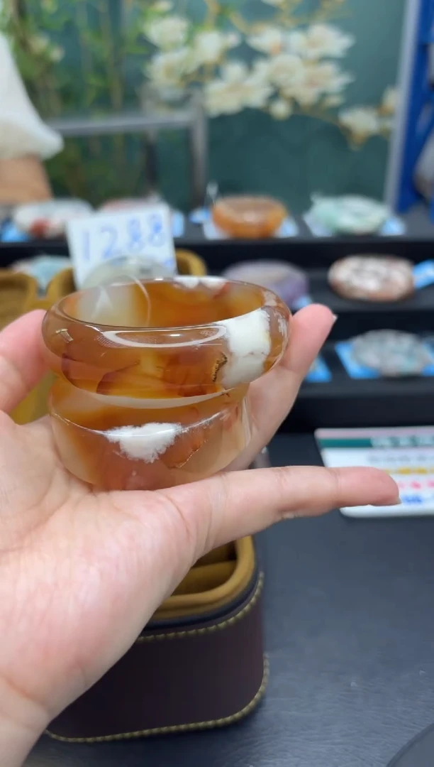 石英质玉手镯未镶嵌A212(59圈赠送镯心)