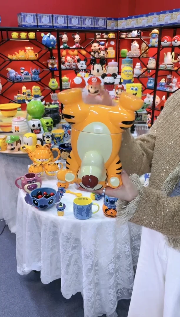 【闪购商品】.@@小老虎陶瓷饼干罐