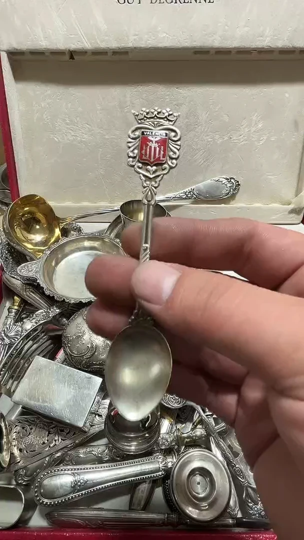 贵金属荔*壳11111