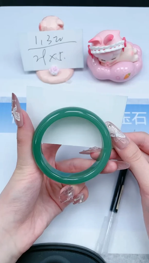 【闪购商品】石英质玉手镯未镶嵌132-56.8