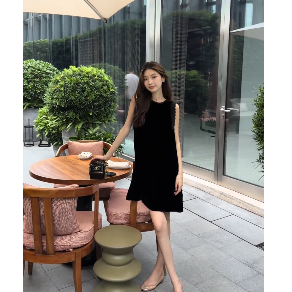 2025夏季新款韩系时尚赫本风连衣裙宽松显瘦气质无袖背心裙子ins