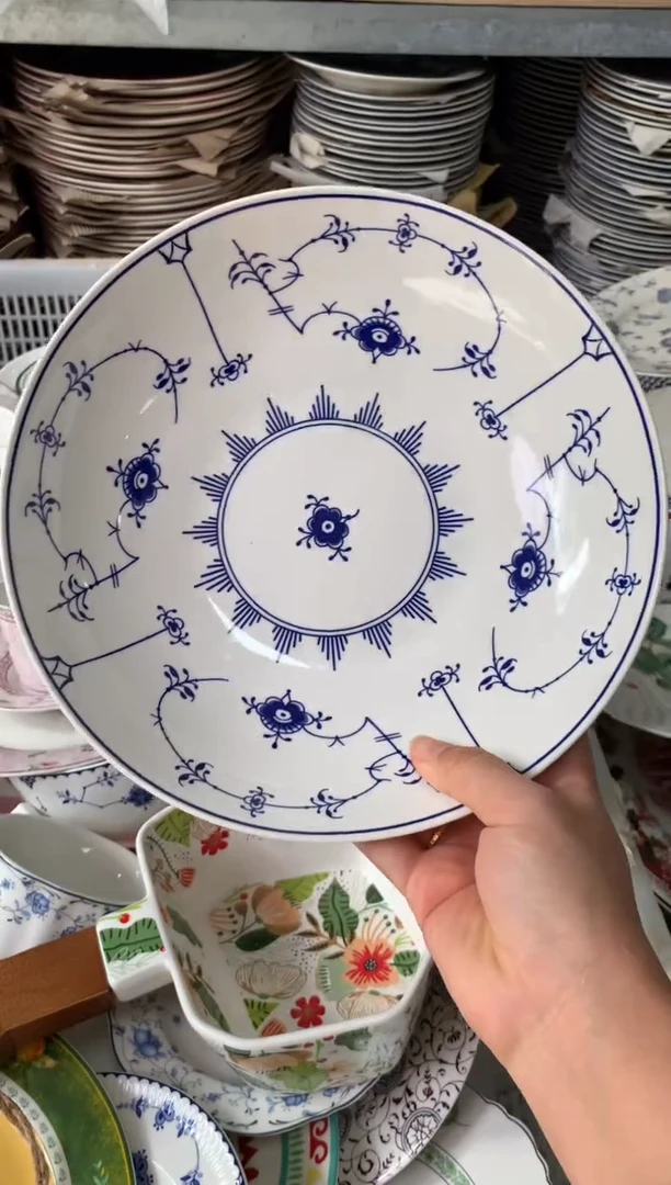 瓷陶瓷尾单CC032微瑕1个样品