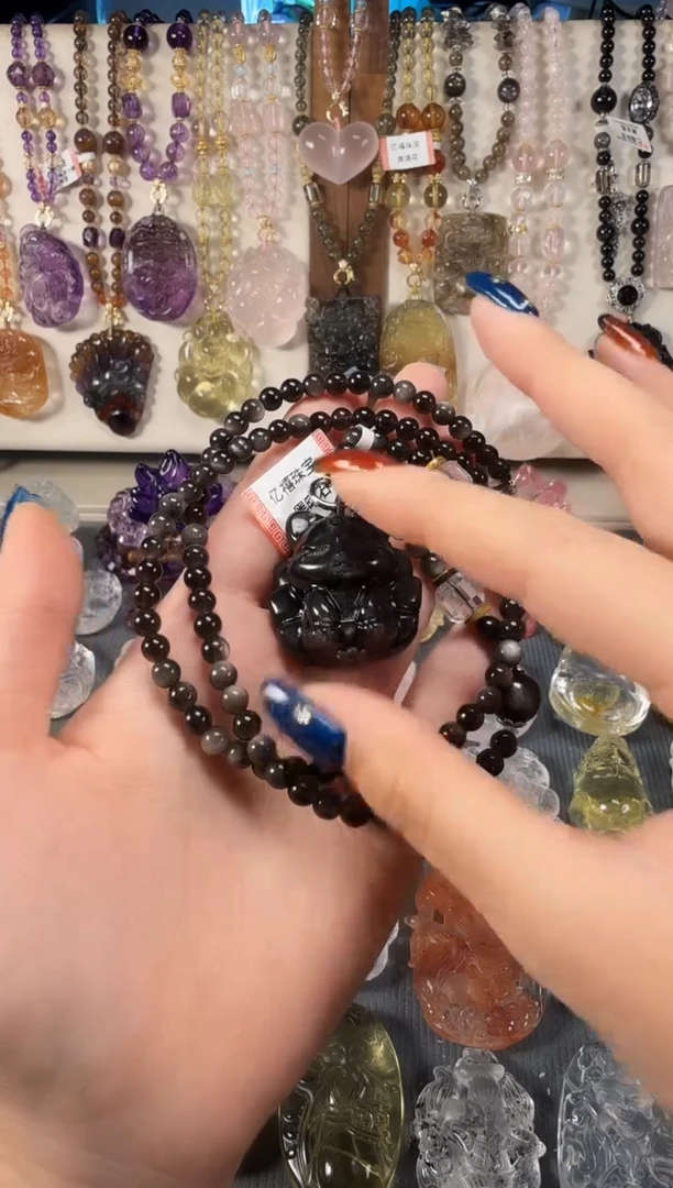 未镶嵌黑曜岩颈饰炸毛九尾狐