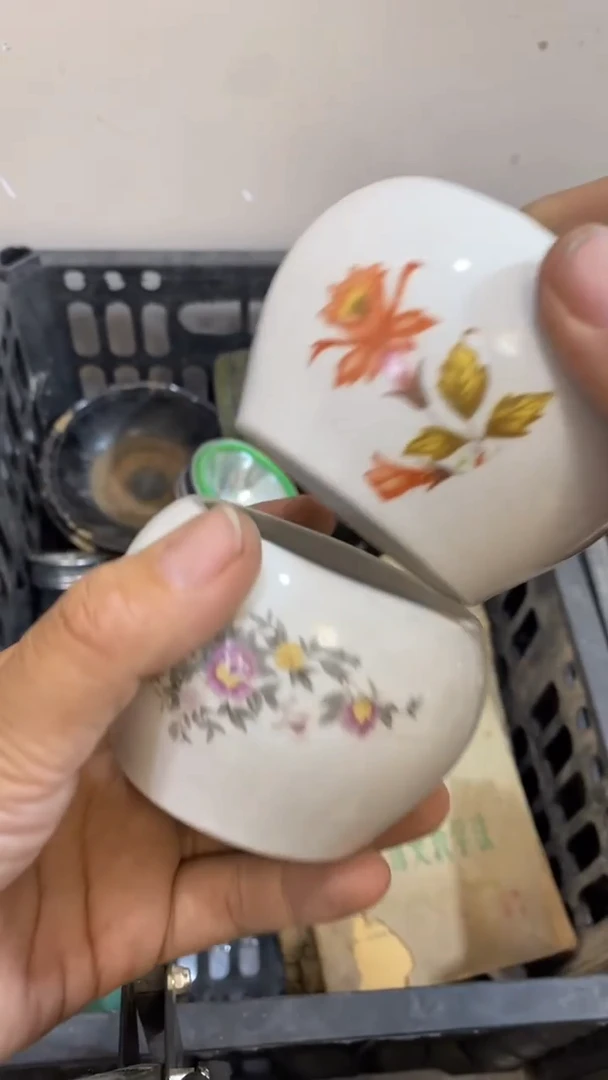 塔****徒所拍商品均为残品，付款表示默认，不退不换，看好下单，