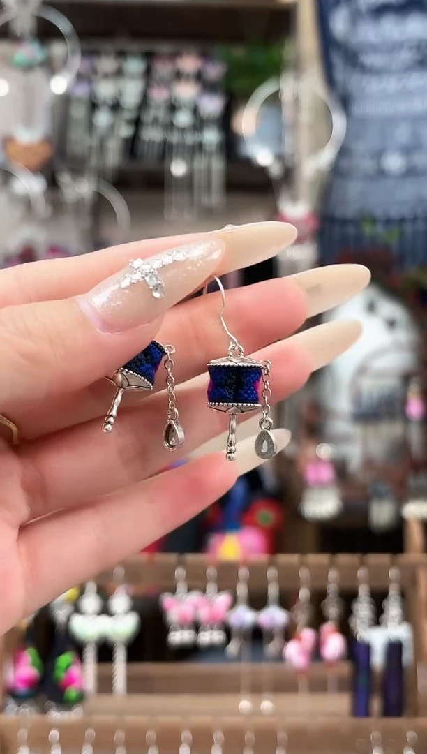 织绣民族风非遗老绣饰品466