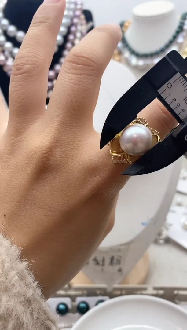 【闪购商品】淡水珍珠颈饰钛钢26