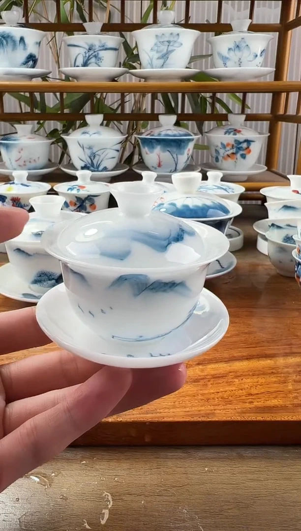 微瑕高冰清山水80ml三才盖碗