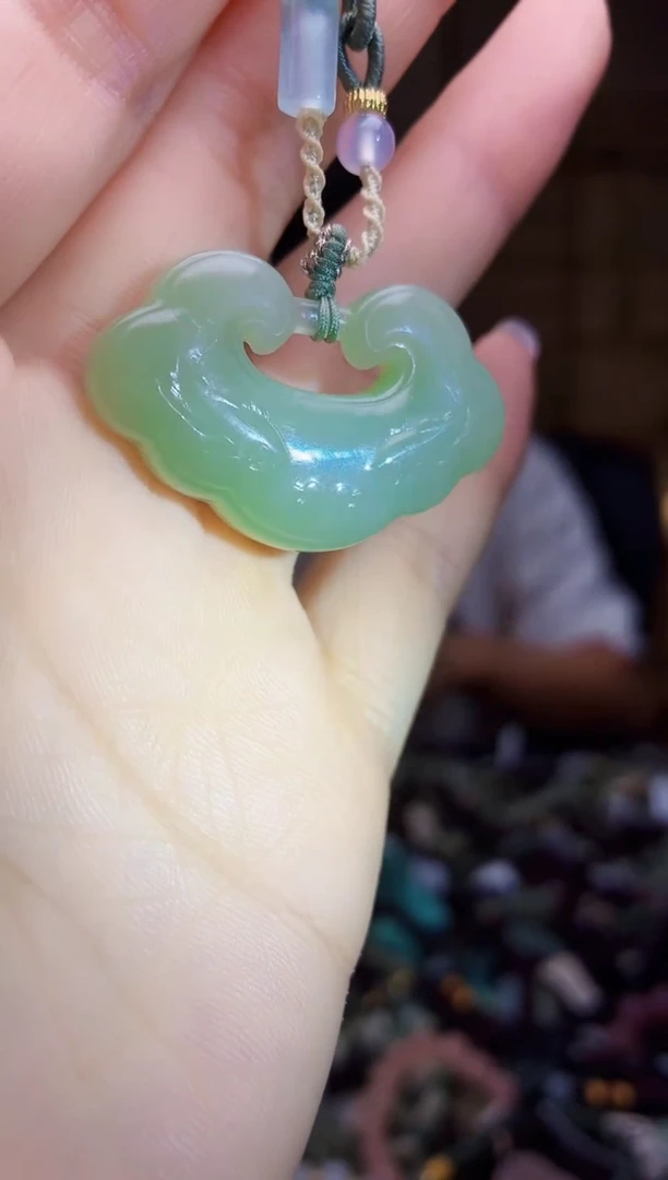 颈饰未镶嵌和田玉多样性发货，拍一发一