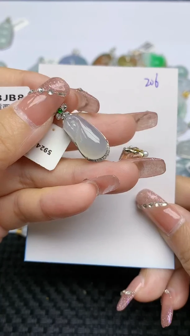 【闪购商品】翡翠颈饰18K金镶嵌天然A货翡翠 206