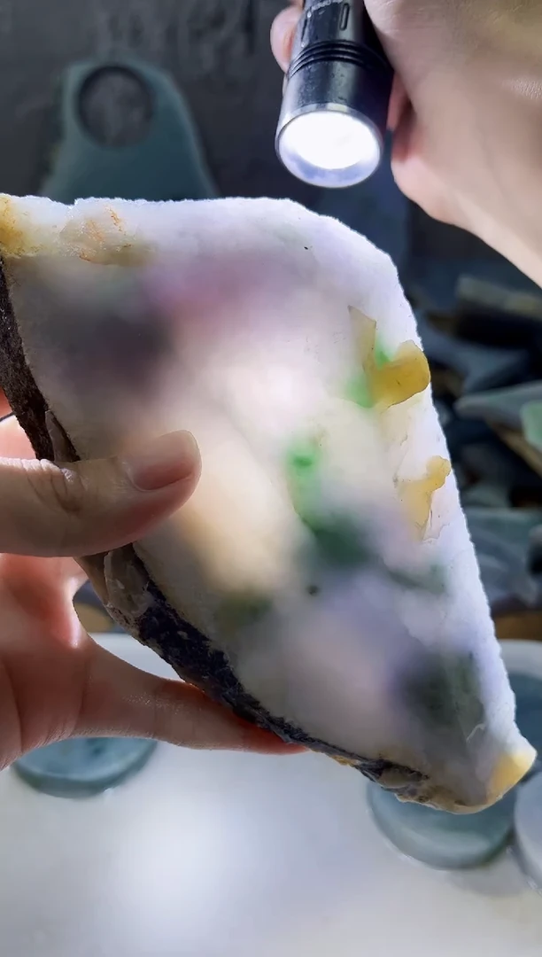 翡翠未镶嵌颈饰天然翡翠A货186