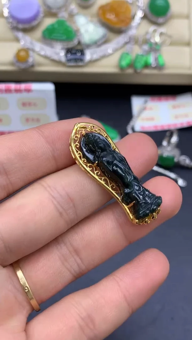 颈饰18K金镶嵌翡翠267-中国好珍宝