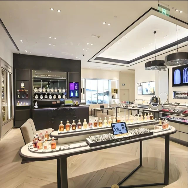 【8支】香水礼盒:真我/粉邂/反转/黑鸭/甜心/自由水/无人区/无界