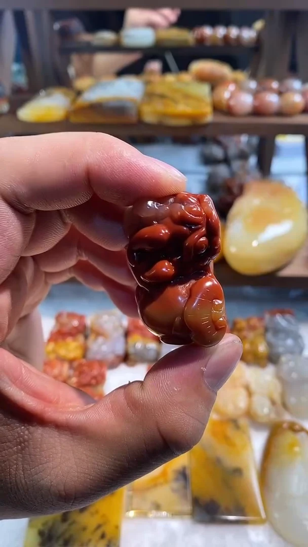 未镶嵌石英质玉（黄龙玉）吊坠(不含链)黄龙玉貔貅