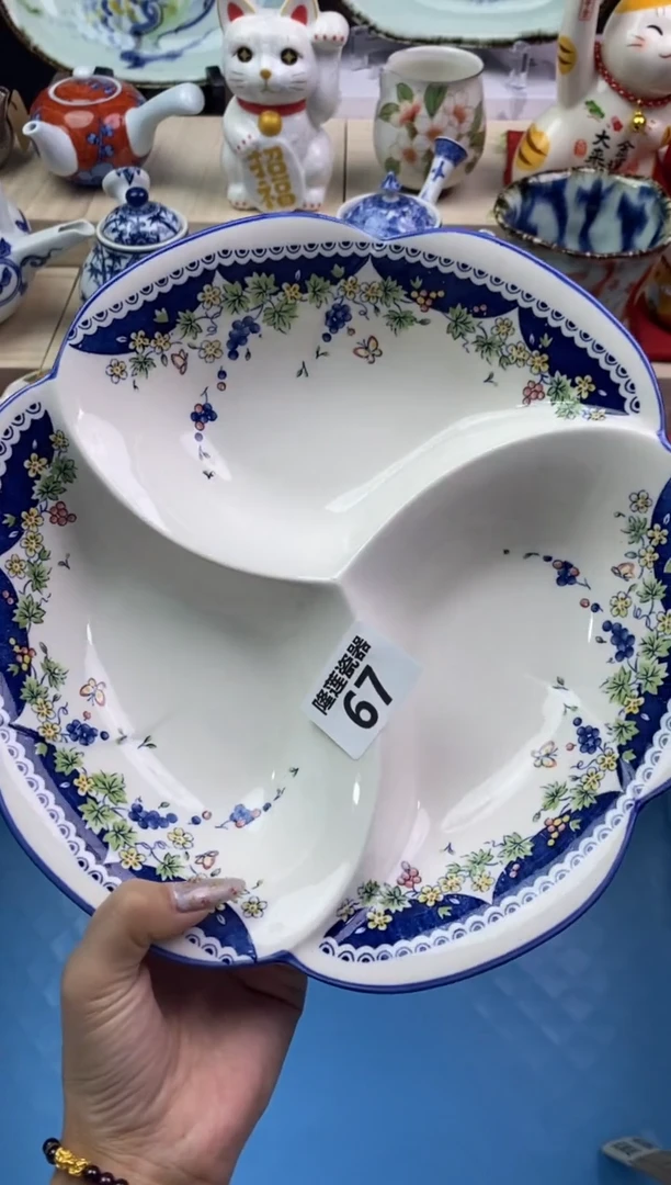 【闪购商品】瓷片隆莲瓷器欢迎大家